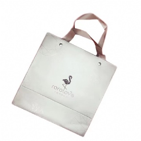 Custom Luxury Paper Bags With Ribbon Handle