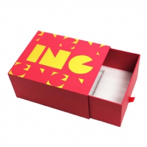 China Factory Wholesale Custom Foil Logo Rigid Gift Boxes